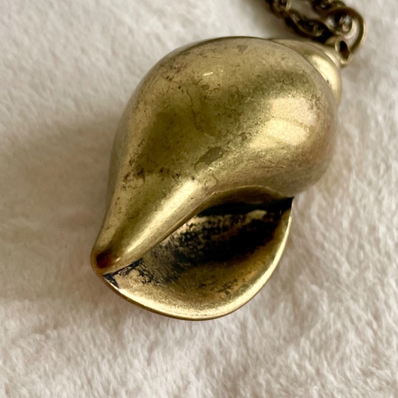 Brass Chain Necklace/w Brass Shell Pendant - Picture 6 of 16